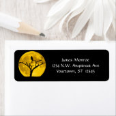 Eule in Silhouette Bäume mit Goldmond (Insitu)