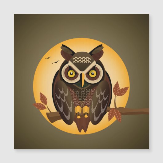 Eule mit großen Augen, die gegen den Mond sitzen Magnetkarte (Vorderseite)