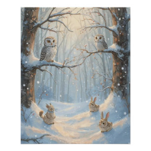 Eulen, Kaninchen und Wald im Schnee Poster