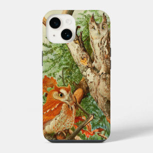 Eulen unter Herbstlaub im Wald iPhone 14 Hülle