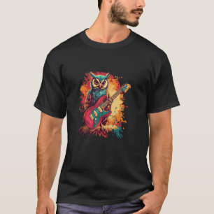 Eulengitarrist bereit, die Nacht zu rocken T-Shirt