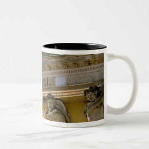 Europa, Deutschland, Potsdam. Park Sanssouci, Zweifarbige Tasse