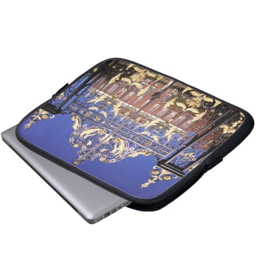 Europa, England, London. Gildentor außerhalb Laptopschutzhülle (Vorne Knopf)