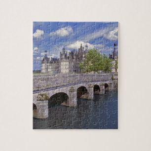 Europa, Frankreich, Chambord. Eine Steinbrücke f Puzzle