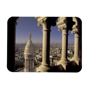 Europa, Frankreich, Paris, Blick auf Paris durch Magnet