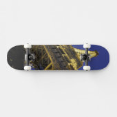 Europa, Frankreich, Paris, Eiffelturm, Abend 2 Skateboard (Horizontal)