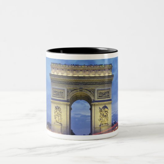 Europa, Frankreich, Paris. Triumphbogen Zweifarbige Tasse (Mittel)