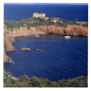 Europa, Frankreich, Theoule-sur-Mer. Ein Fliesenda Fliese