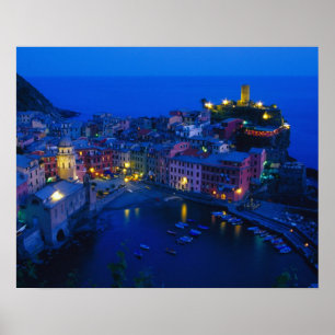 Europa, Italien, Cinque Terre, Vernazza. Hanglage Poster