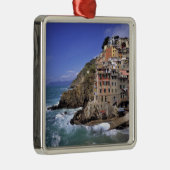 Europa, Italien, Riomaggiore. Riomaggiore Silbernes Ornament (Rechts)