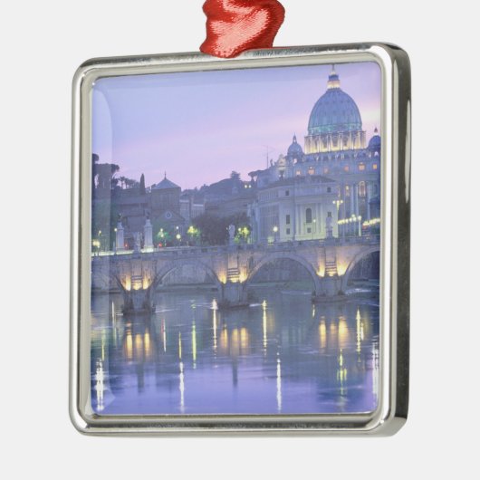 Europa, Italien, Rom, Der Vatikan. St. Peter's & Ornament Aus Metall (Links)