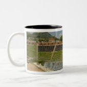 Europa, Italien, Sizilien, Taormina. 2. Jahrhunder Zweifarbige Tasse (Links)