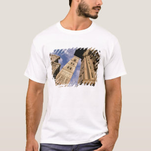 Europa, Italien, Toskana, Florenz. Piazza del 3 T-Shirt