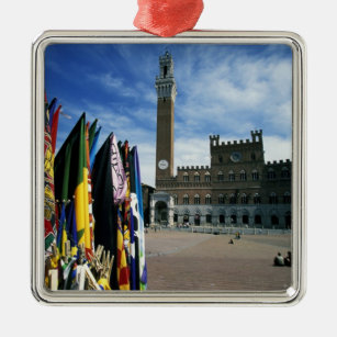 Europa, Italien, Toskana, Siena. Piazza del Ornament Aus Metall