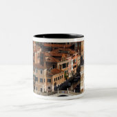 Europa, Italien, Venedig. Aussicht auf den Kanal. Zweifarbige Tasse (Mittel)