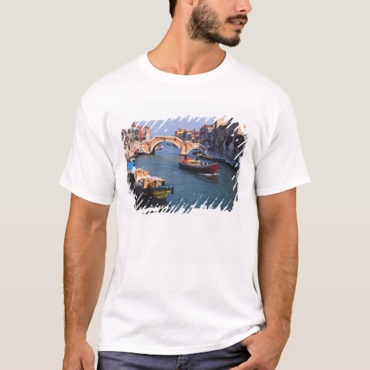 Europa, Italien, Venedig. Einschiffung T-Shirt (Vorderseite)