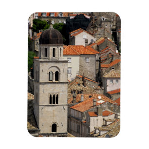 Europa, Kroatien. Mittelalterliche Stadtmauer von Magnet