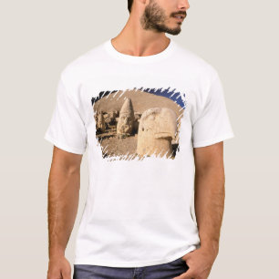 Europa, Naher Osten, Türkei, Nemrut Dagi Kahta 2 T-Shirt