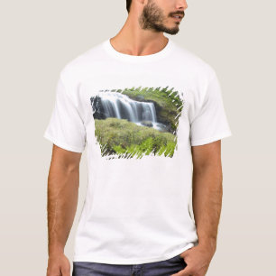 Europa, Norwegen. Wasserfall. T-Shirt