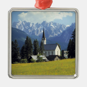 Europa, Österreich, Gosau. Der Kirchturm Ornament Aus Metall