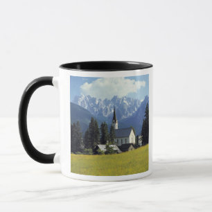 Europa, Österreich, Gosau. Kirchturm Tasse