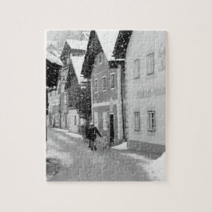 Europa, Österreich, Hallstat. Verschneite Straße Puzzle