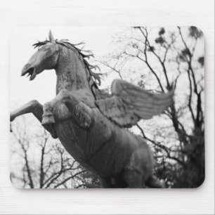 Europa, Österreich, Salzburg. Flügelpferdstatue, Mousepad