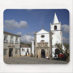 Europa, Portugal, Obidos. Kirche Santa Maria in Mousepad