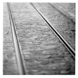 Europa, Schweiz, Bern. Gleise Straßenbahn, 2 Fliese