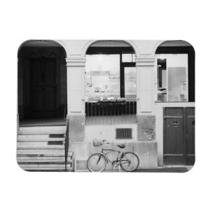Europa, Schweiz, Bern. Kramgasse Gebäude Magnet