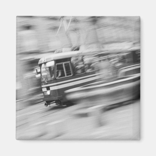Europa, Schweiz, Bern. Straßenbahn, Marktgasse 2 Magnet (Vorne)