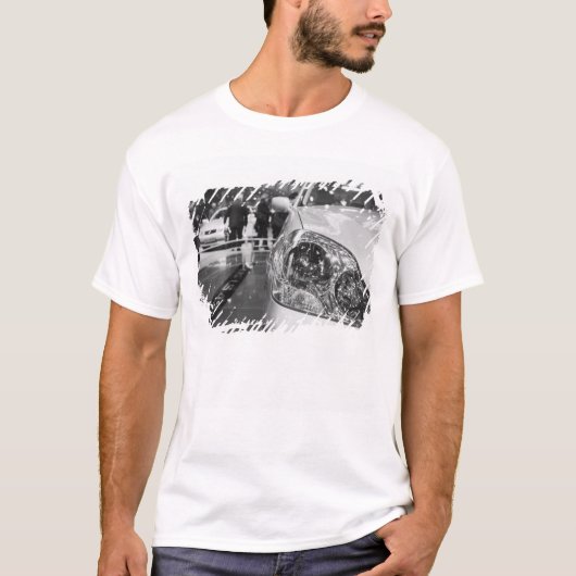 Europa, Schweiz, Genf. Genfer Automobilsalon2 T-Shirt (Vorderseite)
