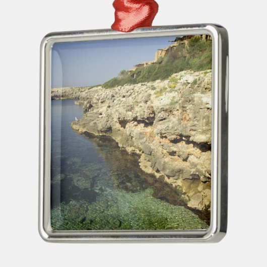 Europa, Spanien, Menorca (auch Menorca), Binibeca. Silbernes Ornament (Links)