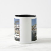 Europa, Spanien, Menorca (auch Menorca). Fischfang Tasse (Zentrum)