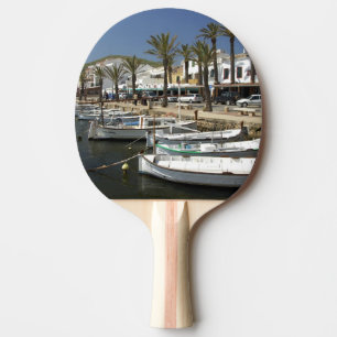 Europa, Spanien, Menorca. Fischen Tischtennis Schläger