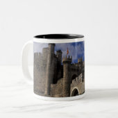 Europa, Spanien, Ponferrada, Leon. Templer Zweifarbige Tasse (Vorderseite Links)