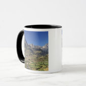 Europa, Spanien, Sallent de Gallego. Klein Tasse (Vorderseite Links)
