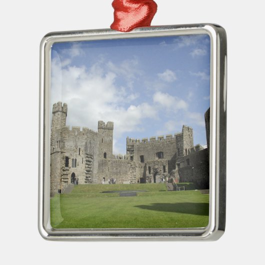 Europa, Wales, Caernarfon. Caernarfon Castle, Silbernes Ornament (Links)