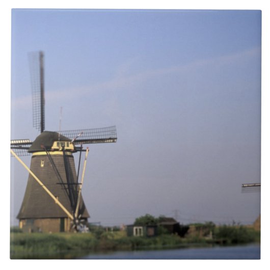 Europe, Niederlande, Zuid Holland, Kinderdijk. Fliese (Vorderseite)