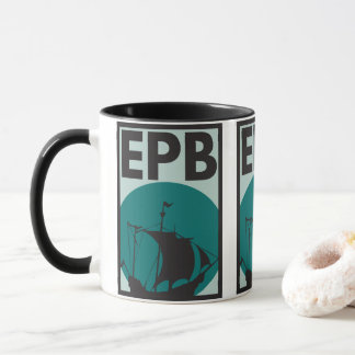 Eva Pohler bucht Tasse