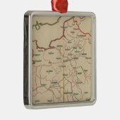 Evechez, Frankreich Silbernes Ornament (Rechts)