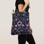 Evenlode, berühmtes William Morris Muster, Tasche (Von Nahem)