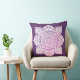 Everbloom Mandala Throw Pillow Kissen