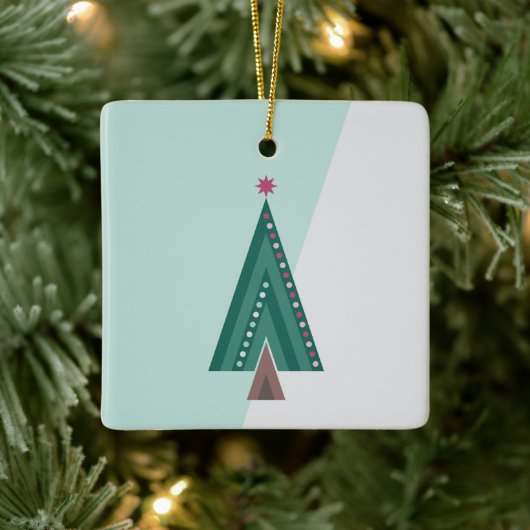 Evergreen Elegance Keramikornament (Baum)