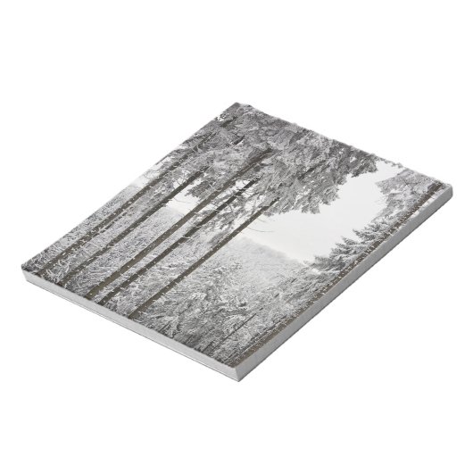 Evergreen forest im Winter Notizblock (Rotiert)