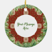 Evergreen Kranz und rotes Muster Keramik Ornament (Hinten)