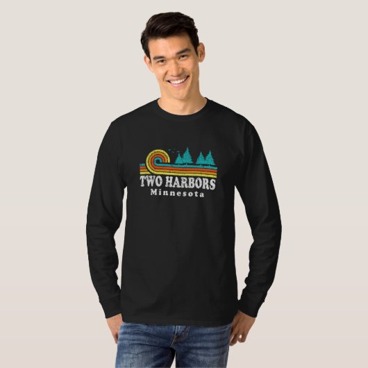 Evergreen Sunset Two Harbors Forest Minnesota Wood T-Shirt (Vorne ganz)