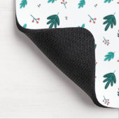 Evergreen Tree Blätter & Red Holly Berries Mousepad (Ecke)