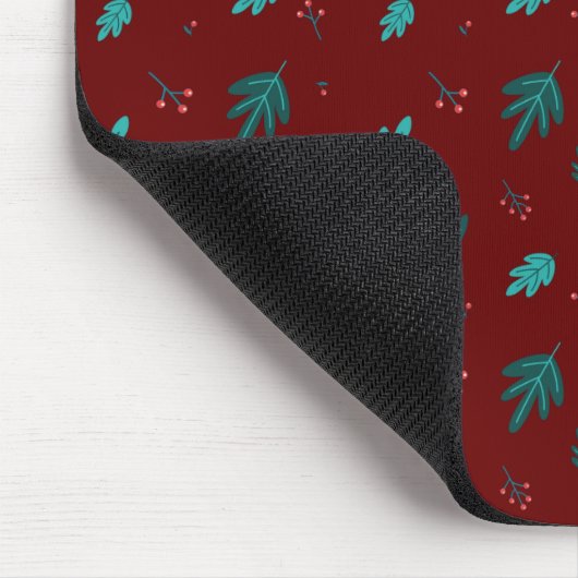 Evergreen Tree Blätter & Red Holly Berries Mousepad (Ecke)