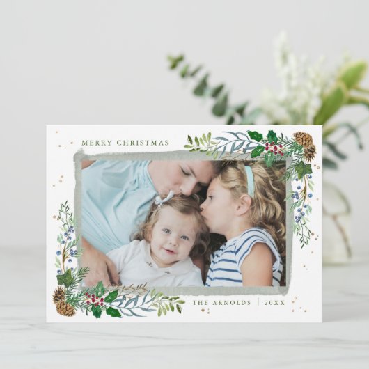 Evergreen Woodland Gerahmtes Foto Weihnachtskarte Einladung (Stehend Vorderseite)